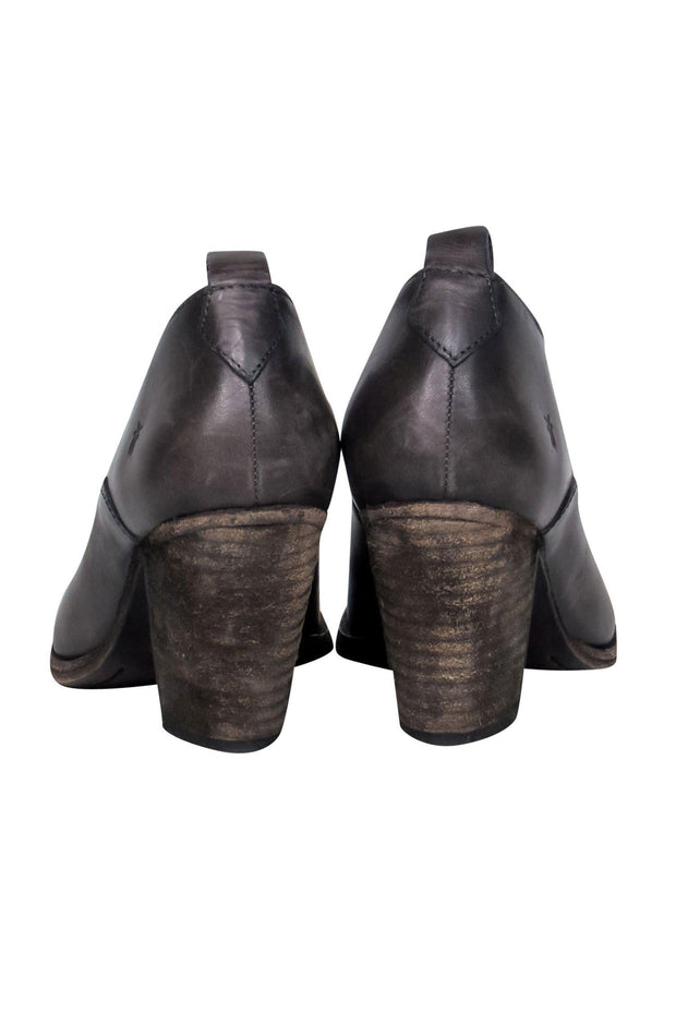 Current Boutique-Frye - Dark Grey Distressed Leather Heeled Booties w/ Stitching Detail Sz 6.5