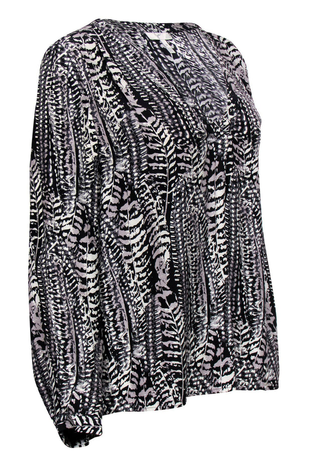 Current Boutique-Joie - Black & White Printed V-Neck Silk Blouse Sz M