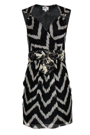 Current Boutique-Milly - Black & Beige Chevron Print Silk Sheath Dress w/ Gold Shimmer Trim Sz S